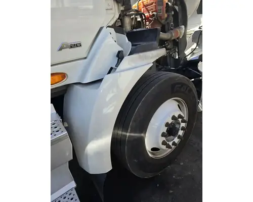 INTERNATIONAL RH613 Fender Extension