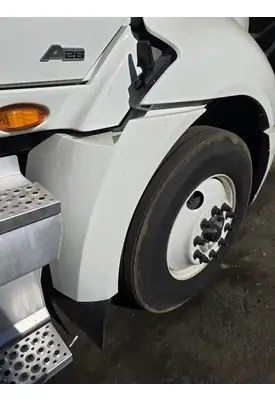 INTERNATIONAL RH613 Fender Extension