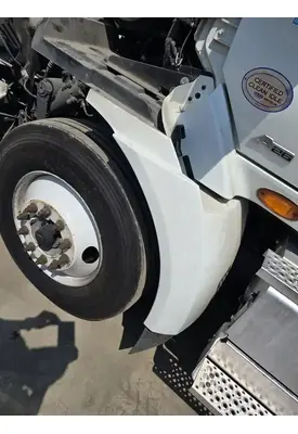 INTERNATIONAL RH613 Fender Extension