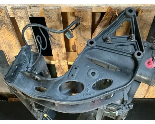 INTERNATIONAL RH613 Frame Horn