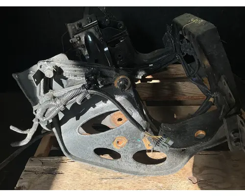 INTERNATIONAL RH613 Frame Horn