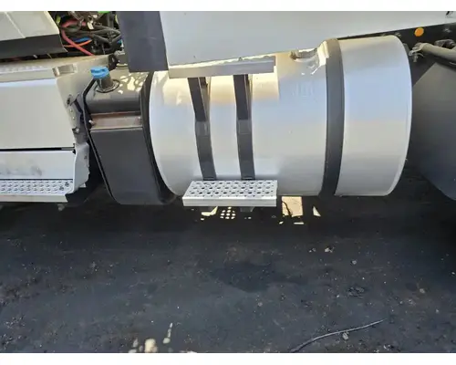 INTERNATIONAL RH613 Fuel Tank