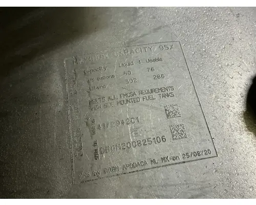 INTERNATIONAL RH613 Fuel Tank