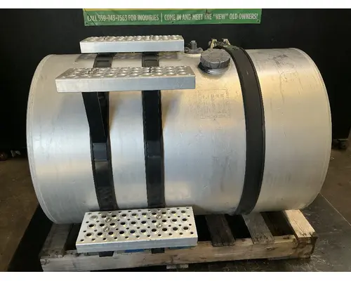 INTERNATIONAL RH613 Fuel Tank