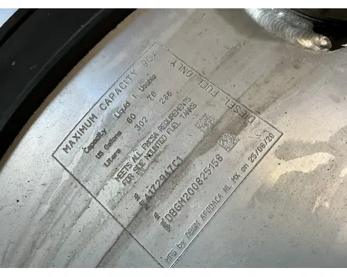 INTERNATIONAL RH613 Fuel Tank