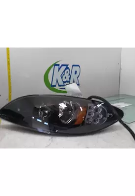 INTERNATIONAL RH613 Headlamp Assembly