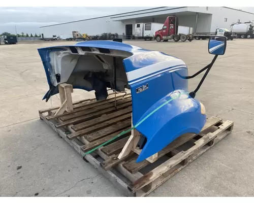 INTERNATIONAL RH613 Hood