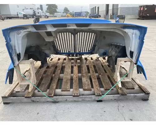 INTERNATIONAL RH613 Hood