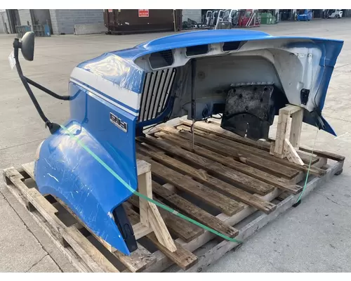 INTERNATIONAL RH613 Hood