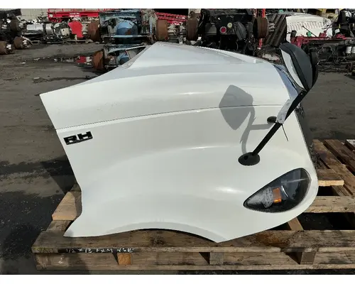 INTERNATIONAL RH613 Hood