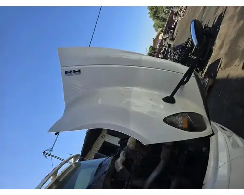 INTERNATIONAL RH613 Hood