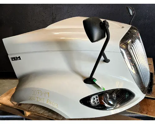 INTERNATIONAL RH613 Hood