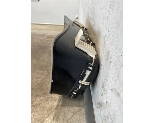 INTERNATIONAL RH613 Instrument Cluster