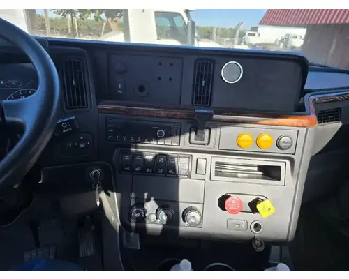 INTERNATIONAL RH613 Parts Vehicles