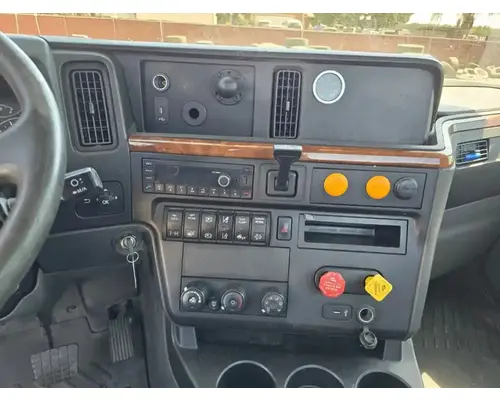 INTERNATIONAL RH613 Parts Vehicles