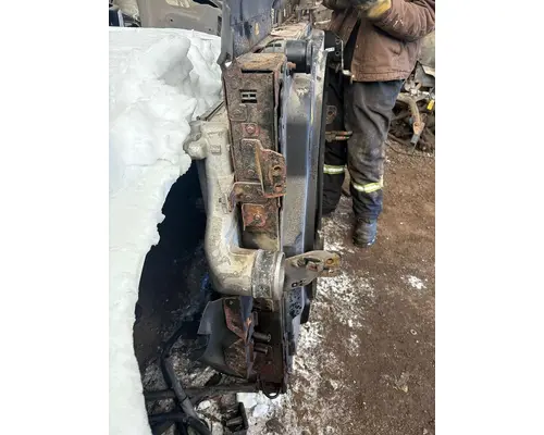 INTERNATIONAL RH613 Radiator