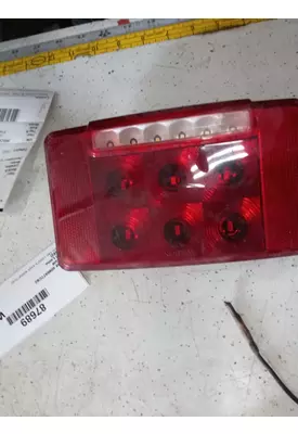 INTERNATIONAL RH613 Tail Lamp