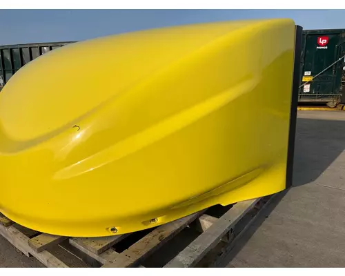 INTERNATIONAL RH613 Wind Deflector