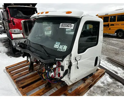 INTERNATIONAL RH61F Cab