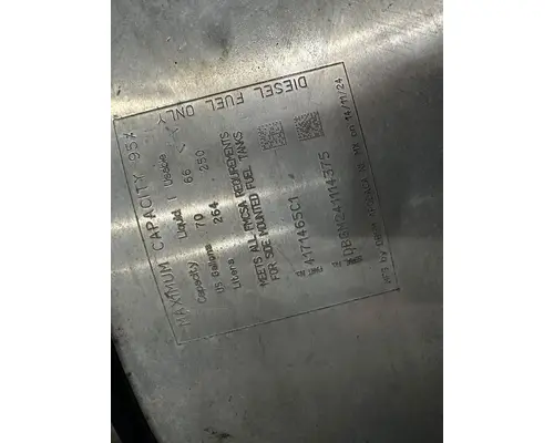 INTERNATIONAL RH61F Fuel Tank