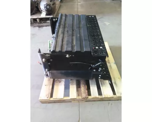 INTERNATIONAL RH BATTERY BOX