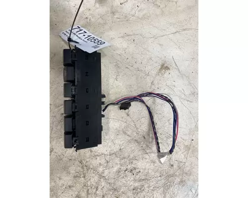 INTERNATIONAL RH Dash  Console Switch