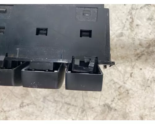 INTERNATIONAL RH Dash  Console Switch