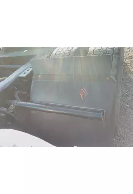 INTERNATIONAL RH FENDER, QUARTER/HALF REAR