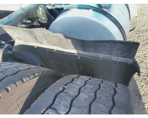 INTERNATIONAL RH FENDER, QUARTERHALF REAR