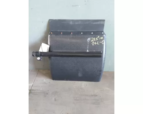INTERNATIONAL RH FENDER, QUARTERHALF REAR