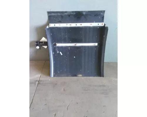 INTERNATIONAL RH FENDER, QUARTERHALF REAR