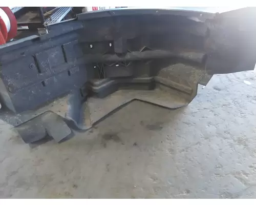 INTERNATIONAL RH FENDER EXTENSION