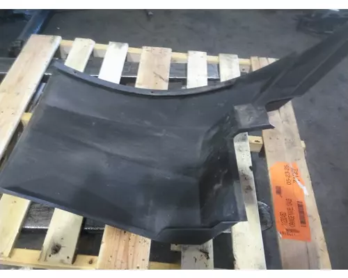 INTERNATIONAL RH FENDER EXTENSION