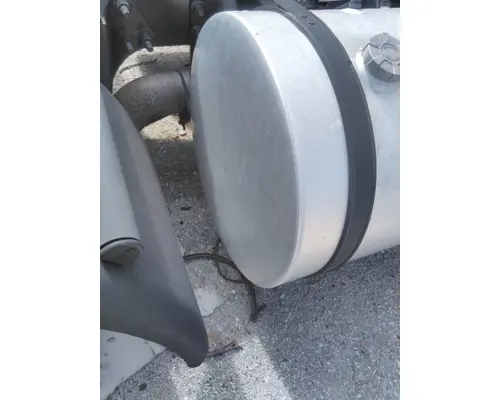 INTERNATIONAL RH FUEL TANK