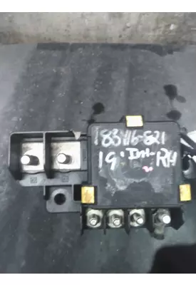 INTERNATIONAL RH FUSE BOX