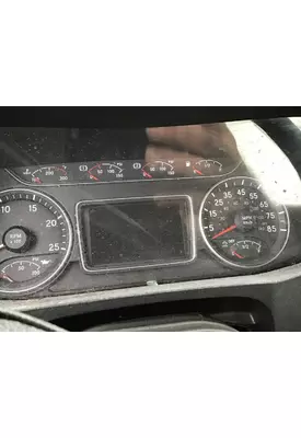 INTERNATIONAL RH GAUGE CLUSTER