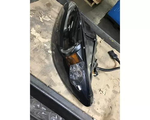 INTERNATIONAL RH Headlamp Assembly