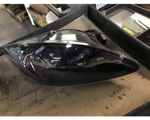 INTERNATIONAL RH Headlamp Assembly