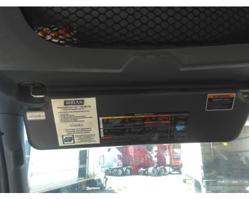 INTERNATIONAL RH INTERIOR SUN VISOR