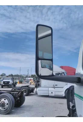 INTERNATIONAL RH MIRROR ASSEMBLY CAB/DOOR