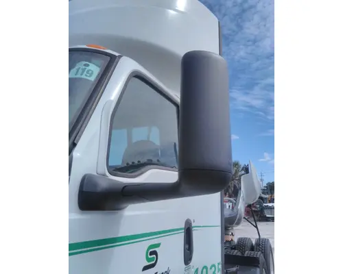 INTERNATIONAL RH MIRROR ASSEMBLY CABDOOR