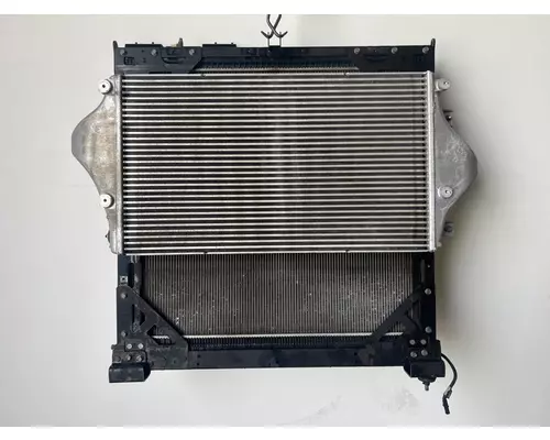 INTERNATIONAL RH Radiator