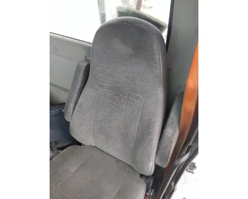 INTERNATIONAL RH SEAT, FRONT