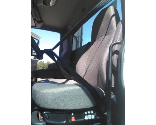 INTERNATIONAL RH SEAT, FRONT