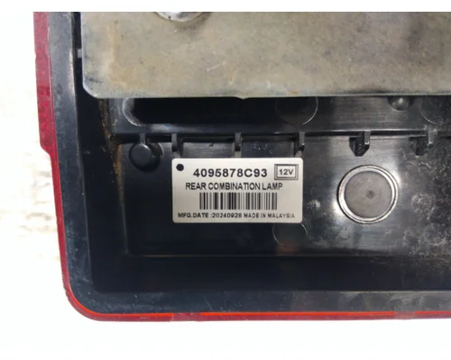 INTERNATIONAL RH STOP TURN TAIL LAMP