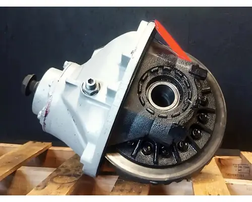 INTERNATIONAL RS404 Differential (Single or Rear)