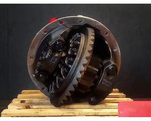 INTERNATIONAL RS404 Differential (Single or Rear)