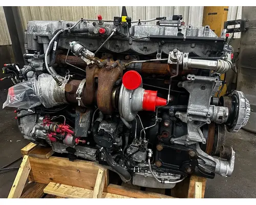 INTERNATIONAL S13 Engine Assembly