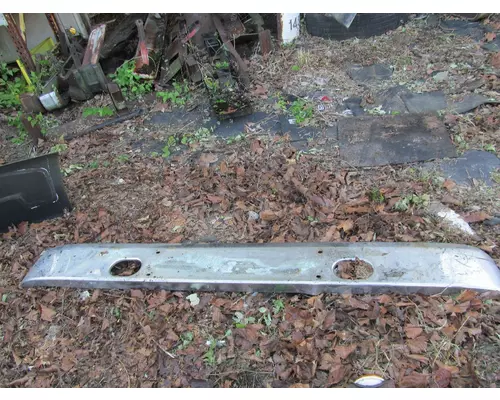 INTERNATIONAL S1700 Bumper Assembly, Front