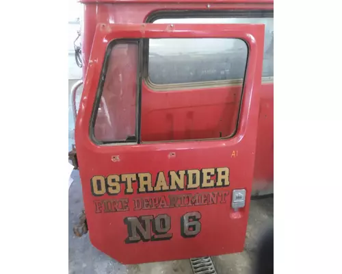 INTERNATIONAL S1900 1978-2001 DOOR ASSEMBLY, FRONT
